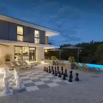 Grande Barbara Будинок відпочинку Пореч